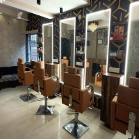 Running Salon For Sale In Ranchi